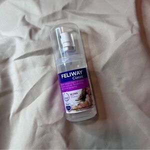 Feliway Classic Calming Spray for Cats, 60-mL